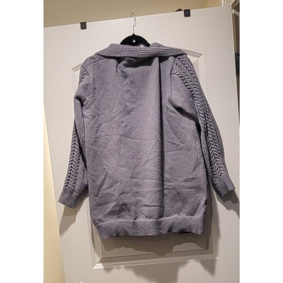 Cardigan - Picture 2 of 3
